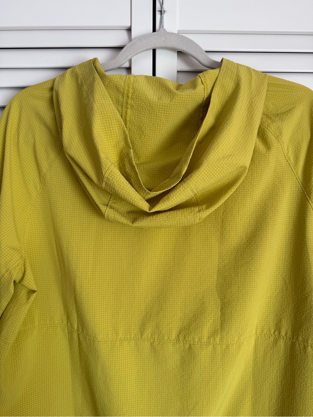 Mountain Hardwear Sunshadow Long Sleeve Hoodie Activewear Gorpcore Medium - Picture 9 of 11